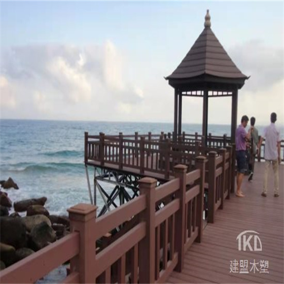 “塑木” or “防腐木”材料你如何选择？